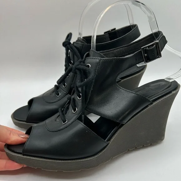 RARE DR MARTENS LAINA Leather Black LACE WEDGE  SANDALS SIZE 7 - Picture 5 of 10
